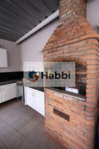 garantindo praticidade e organização. O lavabo