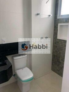 com elegante piso em porcelanato