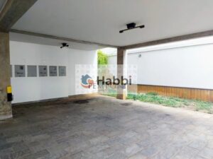 como o piso em mármore na sala