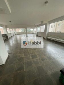 o prédio oferece segurança e lazer para toda a família. Com interfone