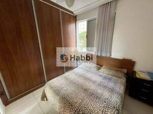conforto e segurança para sua família? Apresentamos uma oportunidade única no mercado imobiliário de Belo Horizonte: uma magnífica casa à venda no cobiçado bairro Lourdes por R$ 1.300.000