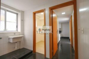segurança e qualidade de vida em uma excelente localização? Esta é a sua chance! Apresentamos uma oportunidade única no mercado imobiliário de Belo Horizonte: um magnífico apartamento à venda no desejado bairro de Lourdes por R$ 1.750.000
