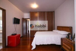 oferecem conforto e organização para todos os moradores. O banheiro social