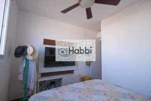 proporcionando um ambiente aconchegante.   • Cozinha com conceito aberto
