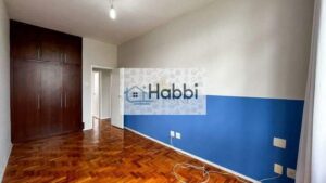 02 vagas - Bairro Anchieta  Características Principais:    Sala ampla para dois ambientes em piso de madeira