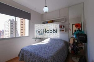 Apartamento no bairro Lourdes com sala de estar e jantar ampla