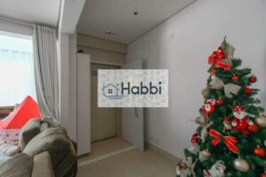 que proporciona tranquilidade e um ambiente agradável. A proximidade com as principais vias da cidade oferece fácil acesso a diversos pontos comerciais e de lazer.   ? Características do Apartamento (Área total de 131