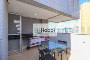 perfeito para receber visitas com conforto e privacidade.   ? Dormitórios: 03 quartos com armários planejados e piso em laminado de madeira