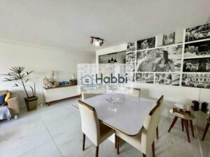 sala de jogos e uma quadra de esportes para momentos de descontração e bem-estar.  A segurança e tranquilidade são garantidas pela portaria 24 horas