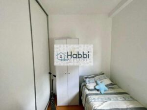 00  IPTU: R$ 221