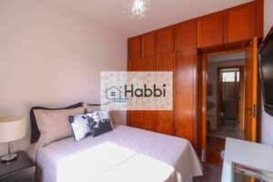 Comodidades  Área de Serviço  Salas  Armário quarto  Sol da manhã  Jardim  Despensa  Interfone  Armário cozinha  Portao eletrônico  Alarme  Informações Adicionais  Condomínio: R$ 1.550