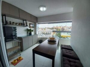 banho da suíte com bancada em granito