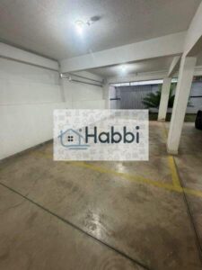 próximo à todo tipo de comércio e com fácil acesso a linhas de ônibus.  Agende já sua visita!!!