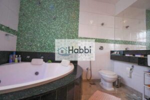lavabo e piso em porcelanato