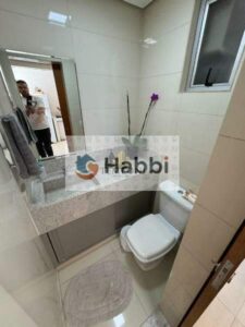 Buscando um investimento seguro e com excelente retorno no mercado imobiliário? Apresentamos uma oportunidade única: um prédio comercial à venda no cobiçado bairro Sagrada Família