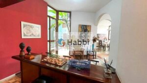 Belo Horizonte por R$ 1.390.000
