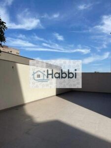ampla sala para 02 ambientes e piso em porcelanato