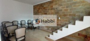 Imagine viver em um espaço que atende a todas as suas necessidades e ainda oferece a possibilidade de gerar renda extra!  Esta casa duplex