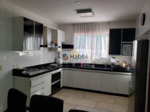Imagine-se desfrutando de momentos inesquecíveis em um amplo espaço gourmet