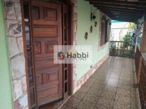 ✔ 4 vagas de garagem
