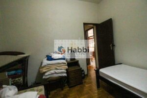 00. Com generosos 270m²