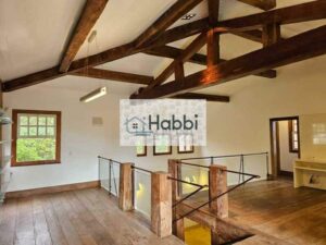 com um toque rústico de madeira de demolição que combina charme e sustentabilidade.   No pavimento inferior