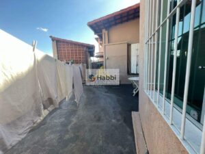 lavanderia e DCE completam este andar. A área externa conta com um espaço gourmet com churrasqueira