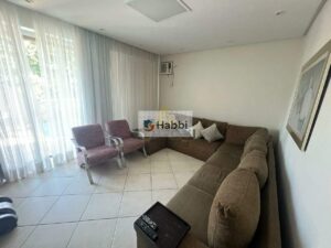 uma excelente localização que oferece o equilíbrio perfeito entre tranquilidade e praticidade. Por R$ 1.600.000