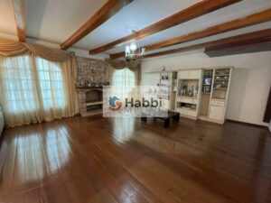 00**Incrível Oportunidade de Investimento: Casa de Alto Padrão à Venda no Belvedere