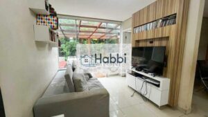 e 2 Vagas – 156m² - Trevo  1° Pavimento:   • Ampla sala com três ambientes integrados e armários planejados