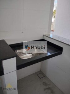 Agarre esta oportunidade única no mercado imobiliário de Belo Horizonte! Apresentamos um prédio comercial à venda por R$ 1.100.000