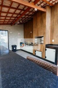 com piso em tábua corrida