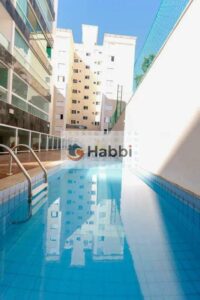 equipada com quarto e banheiro de serviço