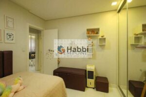 Imagine-se desfrutando de momentos inesquecíveis com sua família e amigos em um amplo terraço com vista panorâmica da cidade. A cobertura proporciona o cenário ideal para momentos de lazer e relaxamento