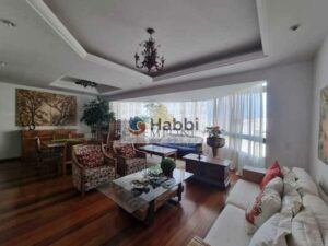 a cobertura proporciona momentos de lazer e descontração para toda a família. Imagine-se relaxando na piscina