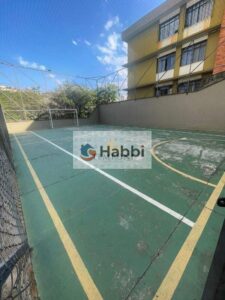 com bancadas em granito