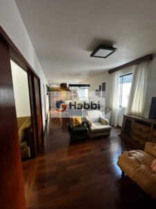 ✔ 3 banheiros (1 lavabo)