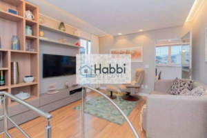 Cobertura com aproximadamente 152m².  1 piso:   01 salas amplas para 2 ambientes