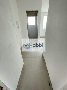lavabo e amplo terraço descoberto com sol da manhã e vista para Serra do Curral.    03 Vagas de garagem livres e cobertas.  Prédio com fachada revestida em cerâmica