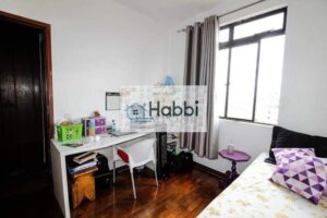 banho da suíte com bancada em granito