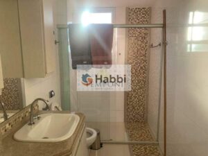 00. Com 185 m² distribuídos em dois pavimentos
