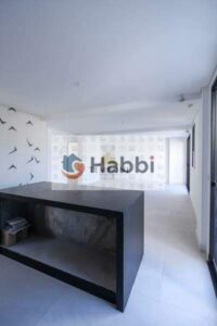 Com 105 m² de área construída