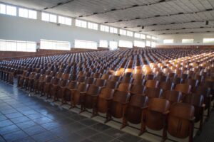 &Agrave; venda um imponente complexo com mais de 12.000m&sup2; de terreno e 2.674