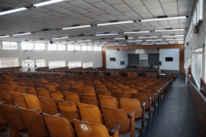 Audit&oacute;rio para mais de 1.000 pessoas